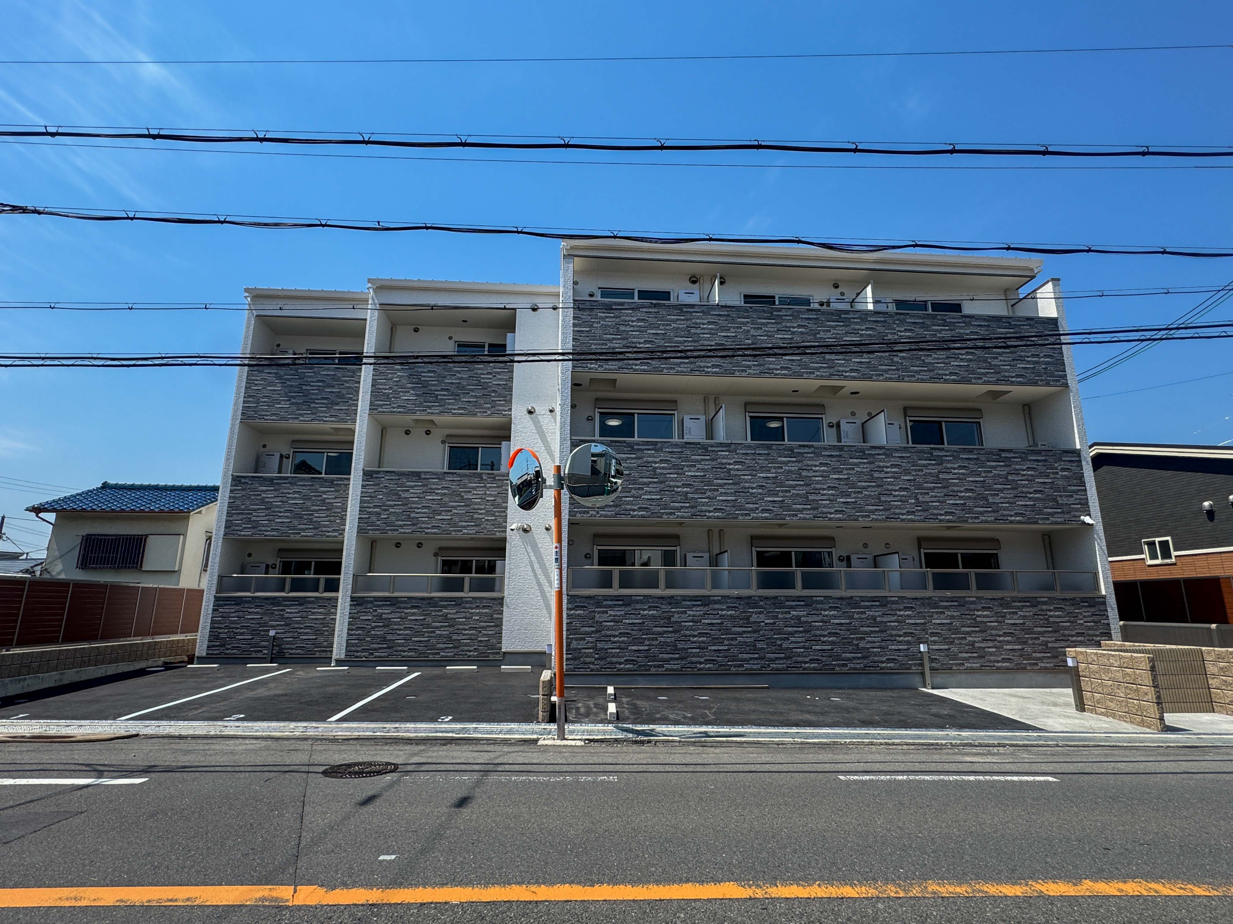 大阪府枚方市藤阪元町3丁目　ピレーネ藤阪元町